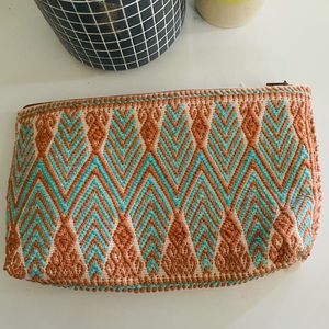 Cosmetic bag
